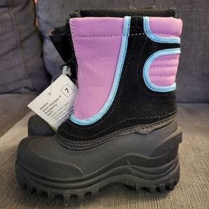 Little Kids Itasca Dakota Grizzly Snow Stomper II Raspberry - Size 7